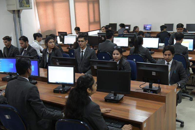 GNIOT Institute of Management Studies_Computer Centre