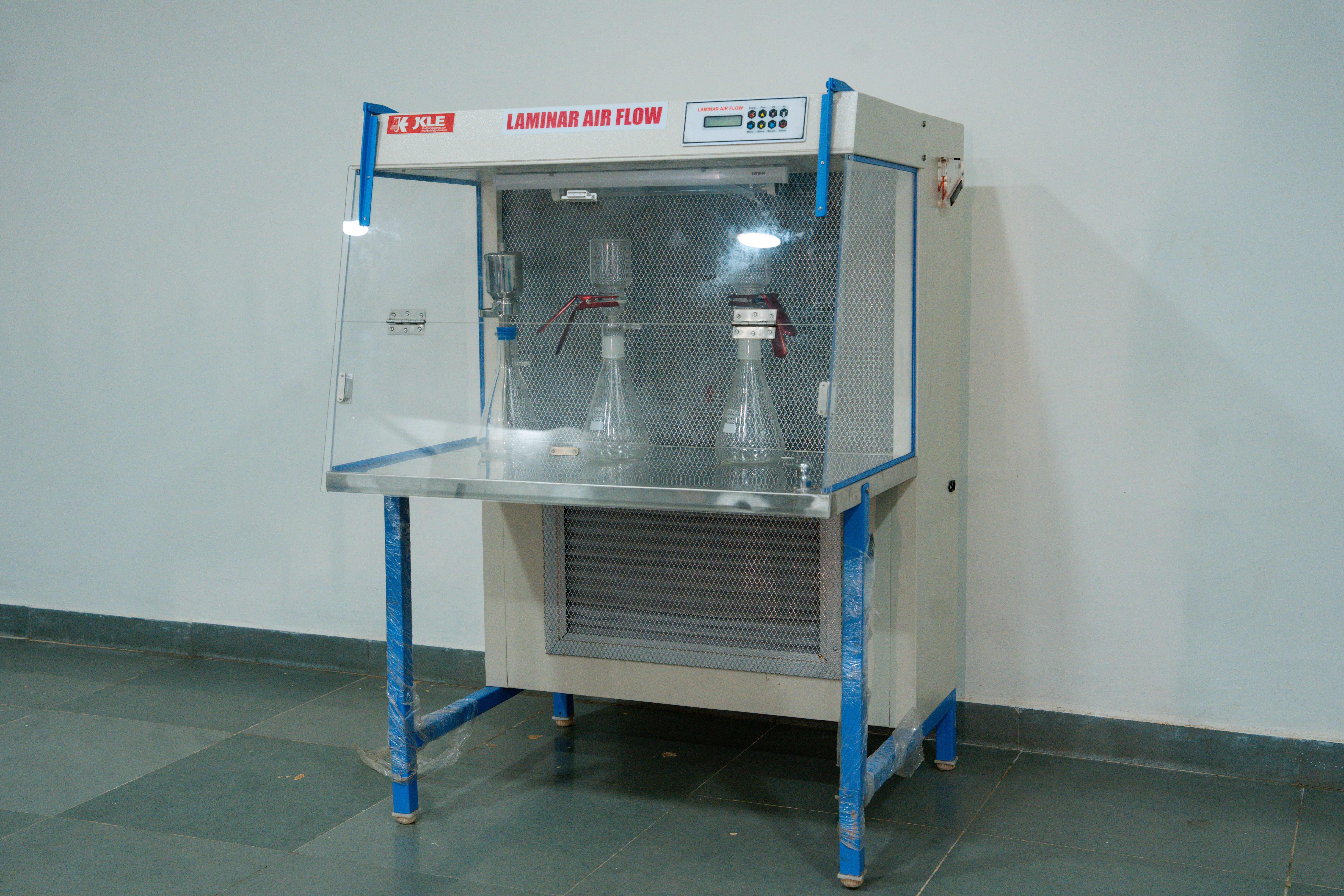 Microbiology & Clinical Pathology Lab