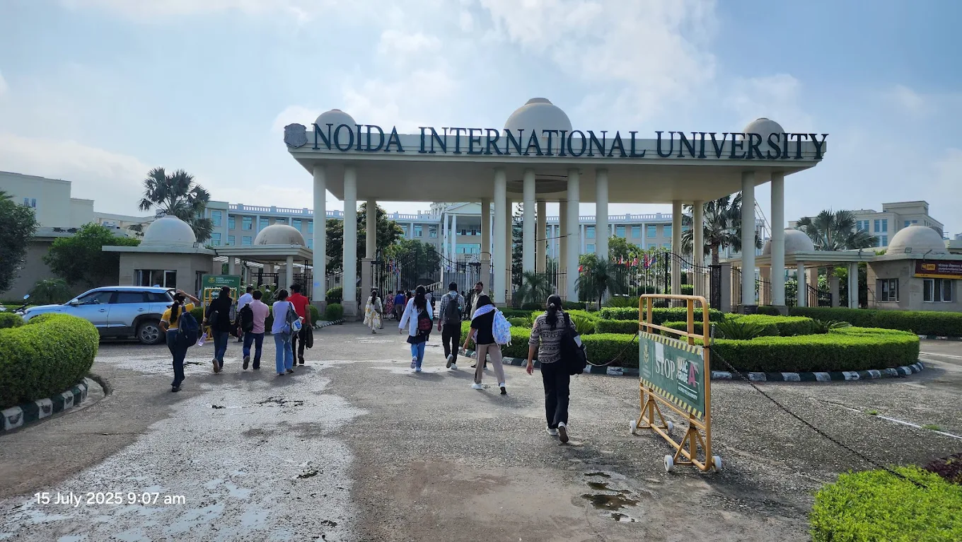 Noida campuse view