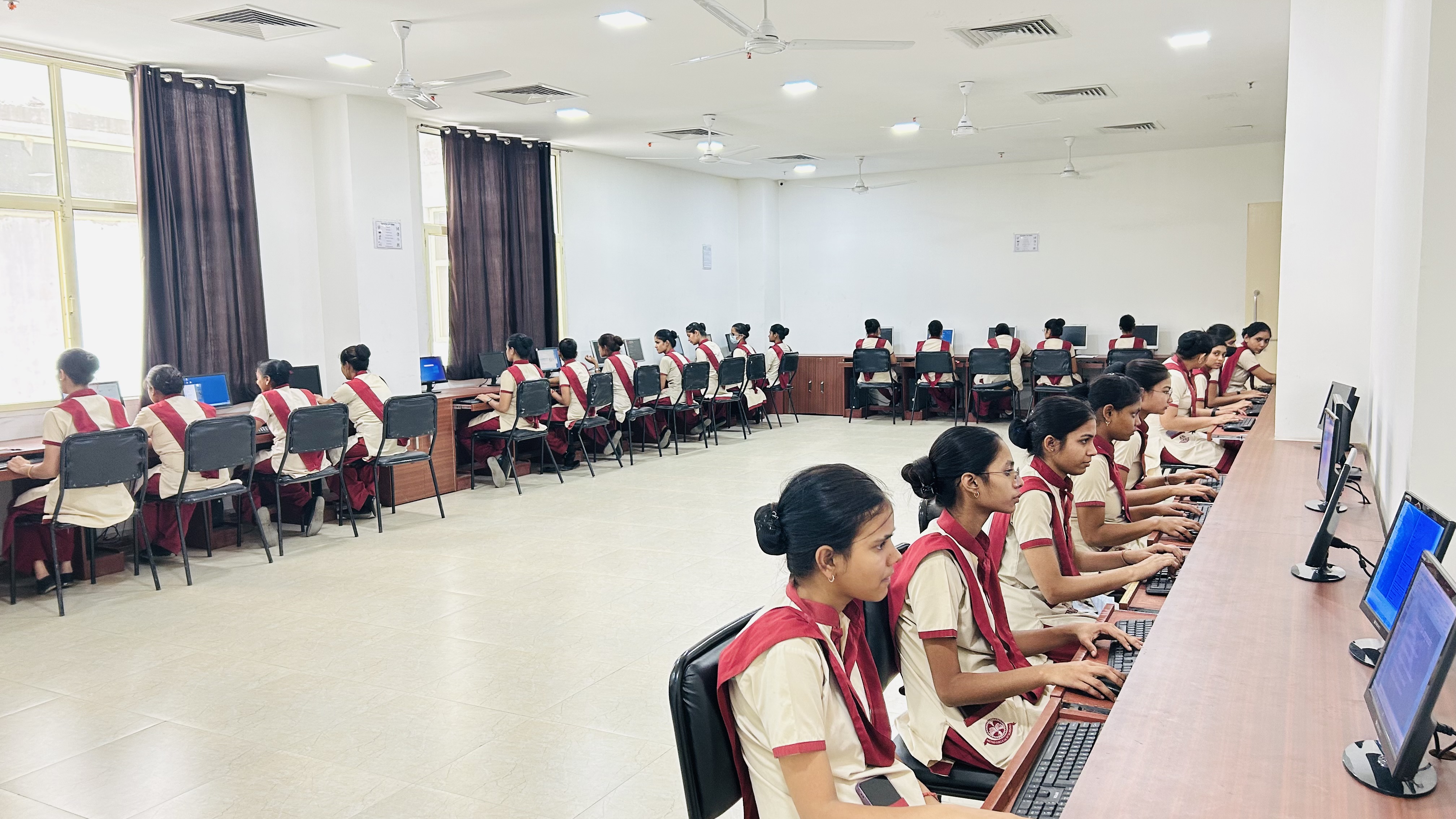 Metro College Computer labs