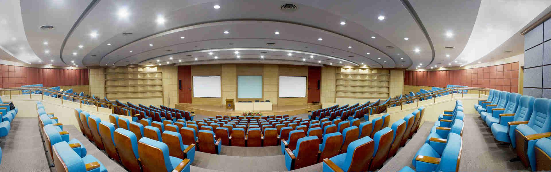 IIT Bombay Lecture Hall(1)