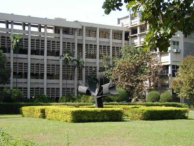 IIT Bombay Campus Building(2)