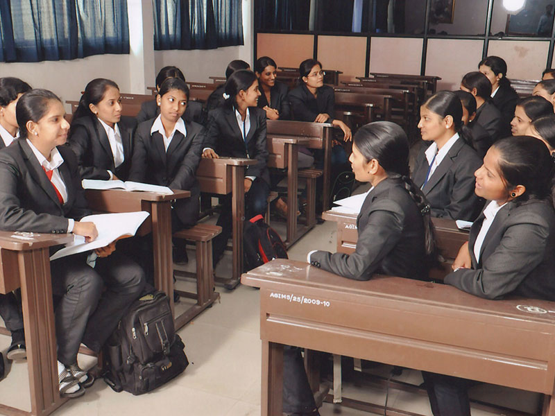 Abasaheb Garware Institute of Management Studies Classroom