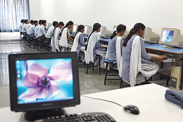 Advance Group of Colleges Labs(1)