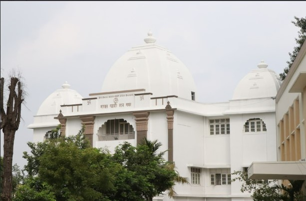 Agurchand Manmull Jain College Campus Building(3)