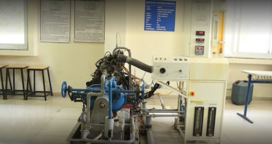 Ajeenkya DY Patil School of Engineering Labs(1)
