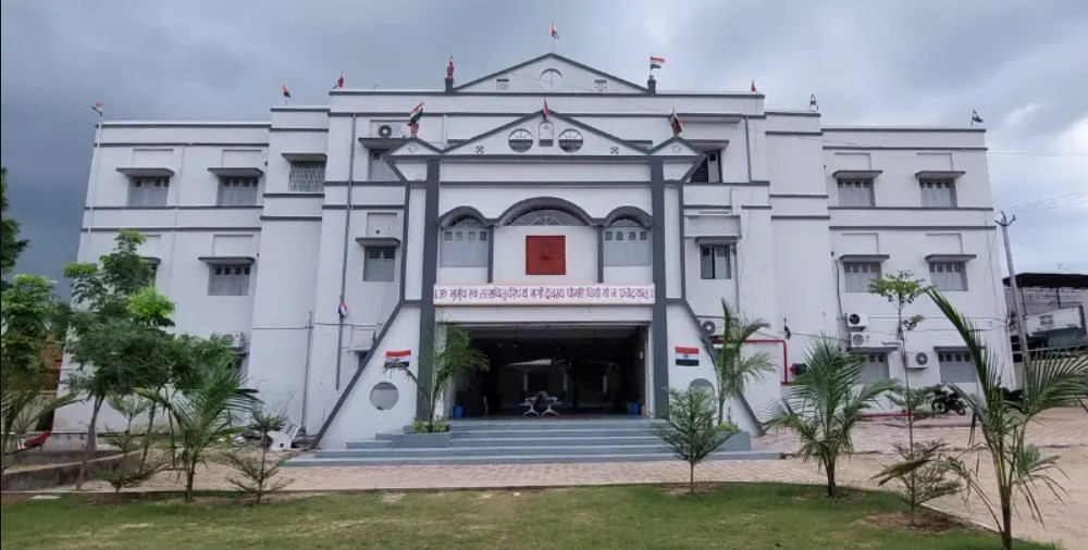 Akar College of Physiotherapy Campus Building(2)