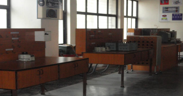 AISSMS Institute of Information Technology Labs(2)