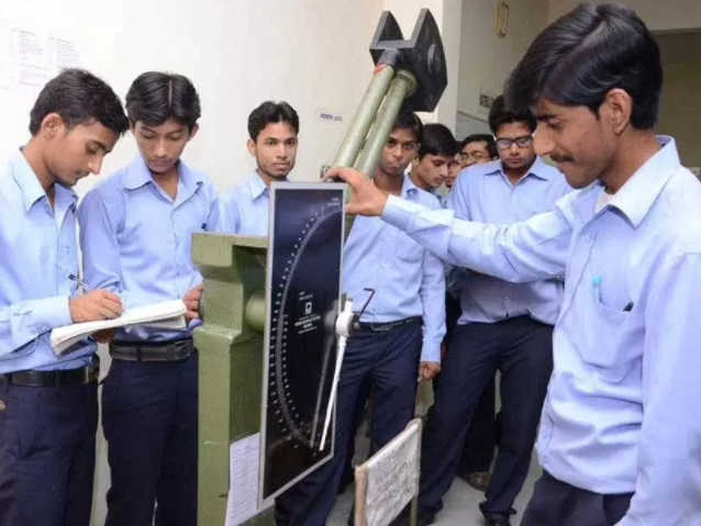 Allenhouse Group of Institutions Labs(4)