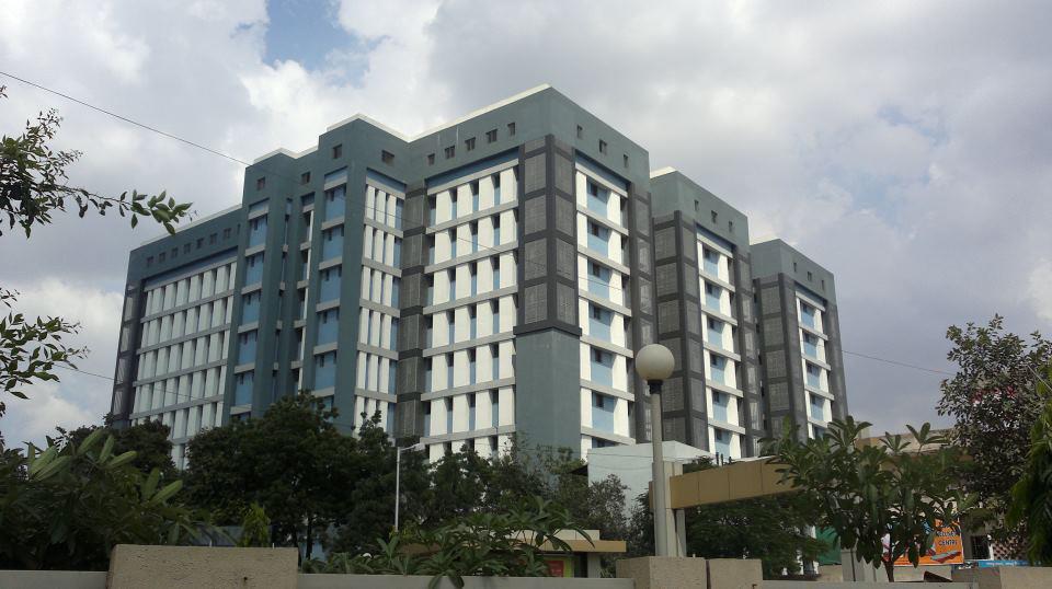 AMC MET Medical College Campus Building(2)