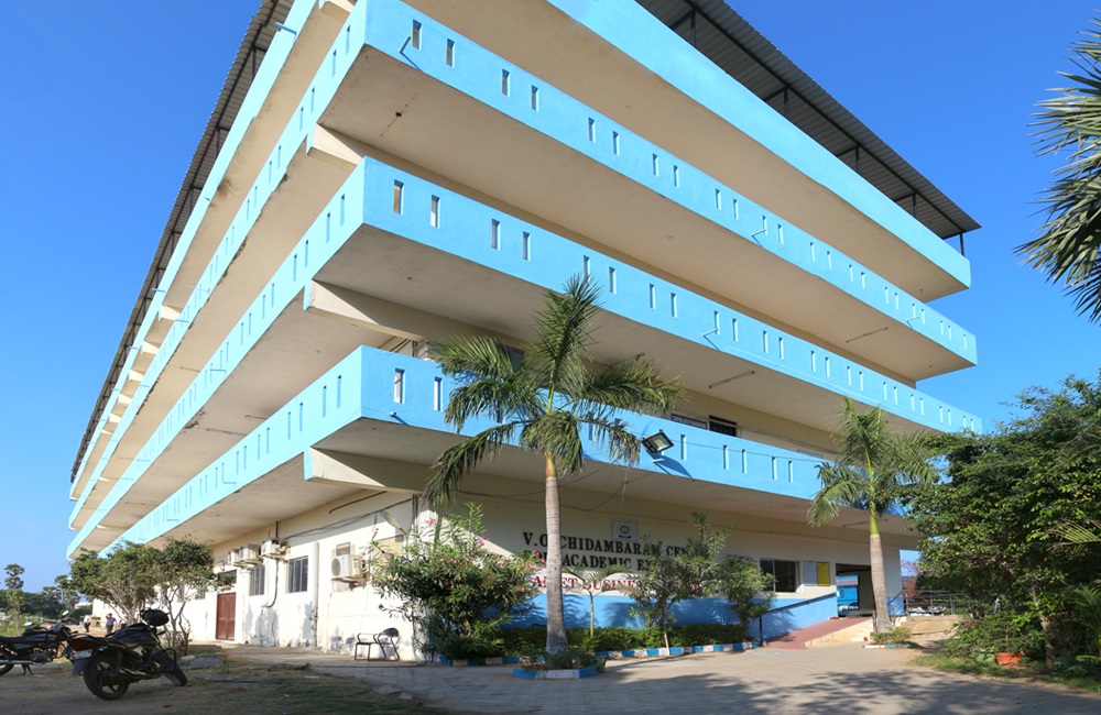 AMET University Powered by Emversity Campus Building(3)