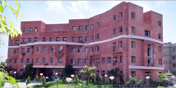 Apeejay Institute of Mass Communication Campus Building(3)