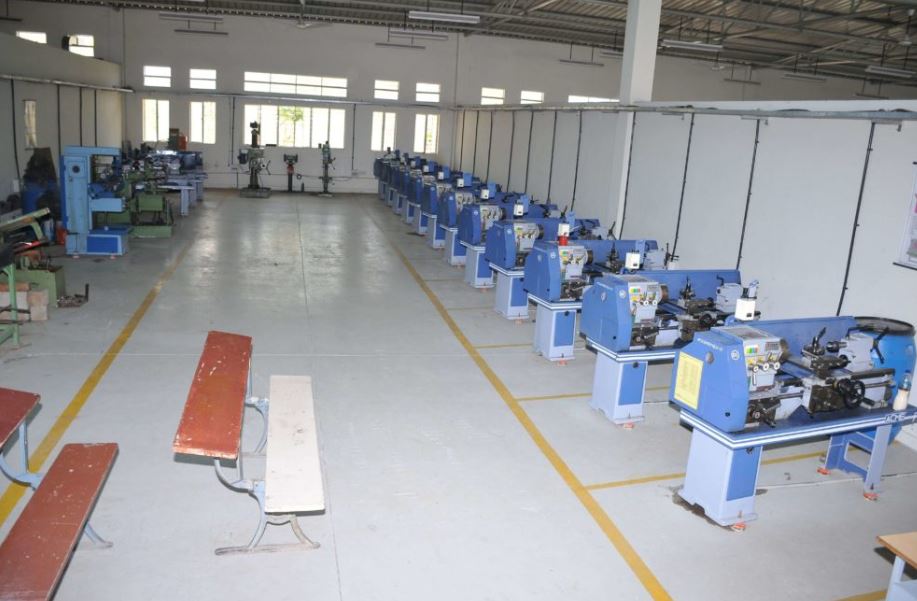 APS College of Engineering Labs(1)