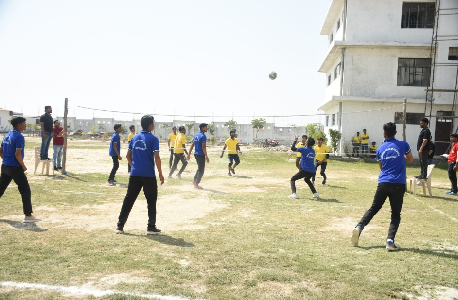 Aryakul College of Pharmacy and Research, Raebareli Others(3)