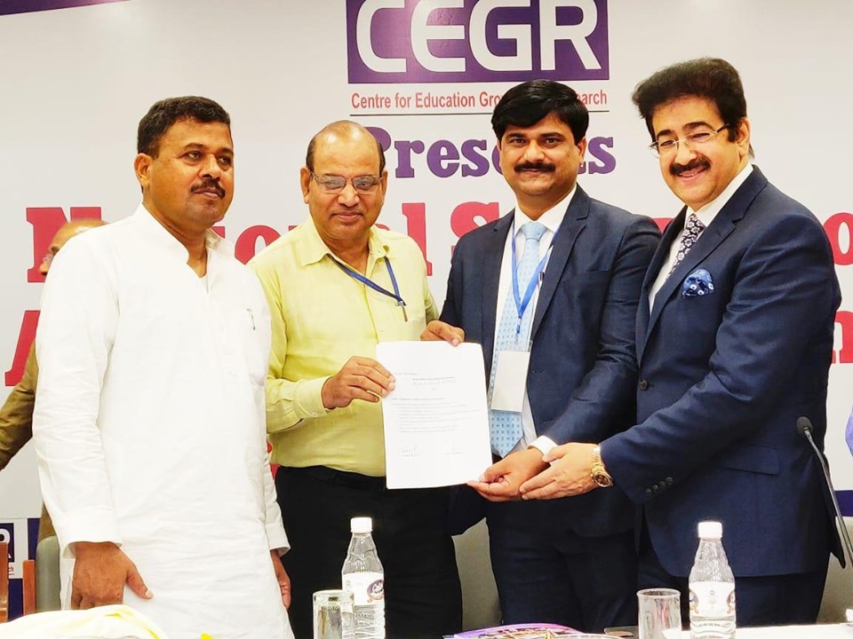 Aryakul College of Pharmacy and Research, Sitapur Others(3)