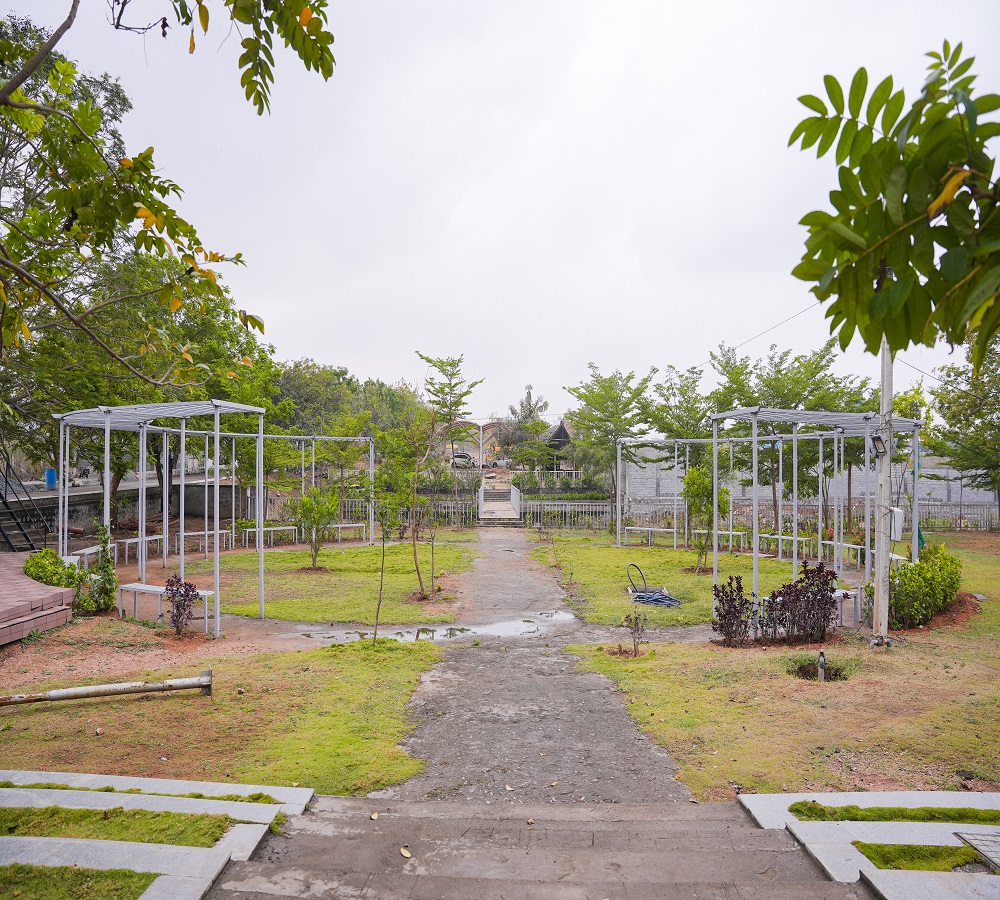 Ashoka School of Business Others(8)