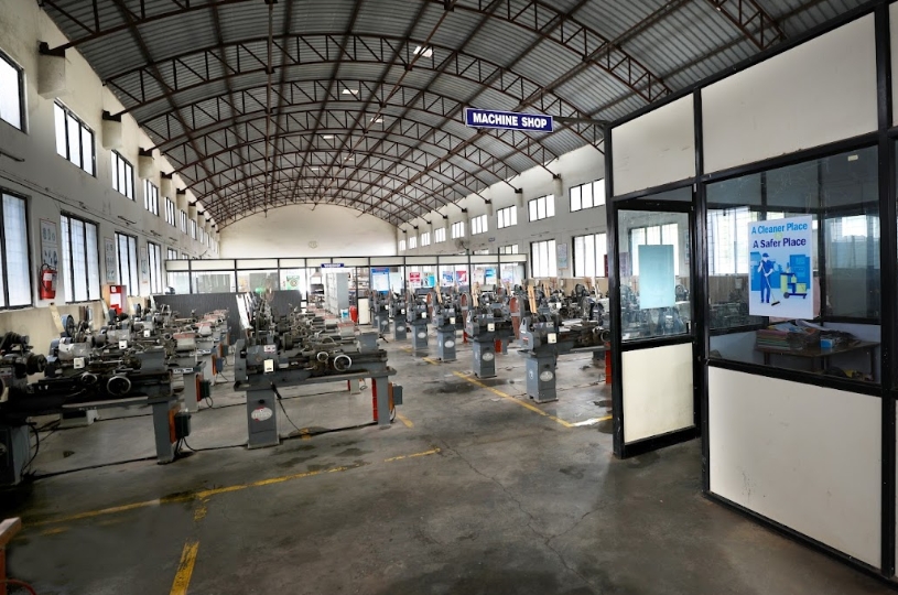 Ashokrao Mane Group of Institutions (AMGOI) Labs(4)