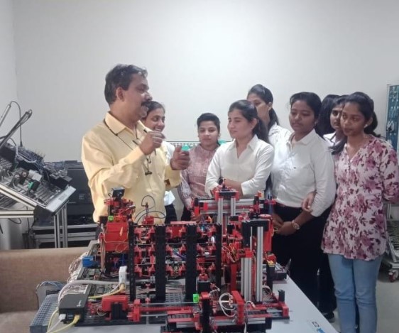 Ashokrao Mane Group of Institutions (AMGOI) Campus Building(7)