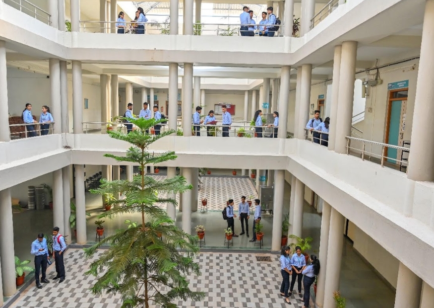 Ashokrao Mane Group of Institutions (AMGOI) Campus Building(15)