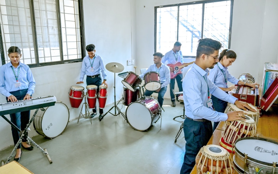 Ashokrao Mane Group of Institutions (AMGOI) Campus Building(19)