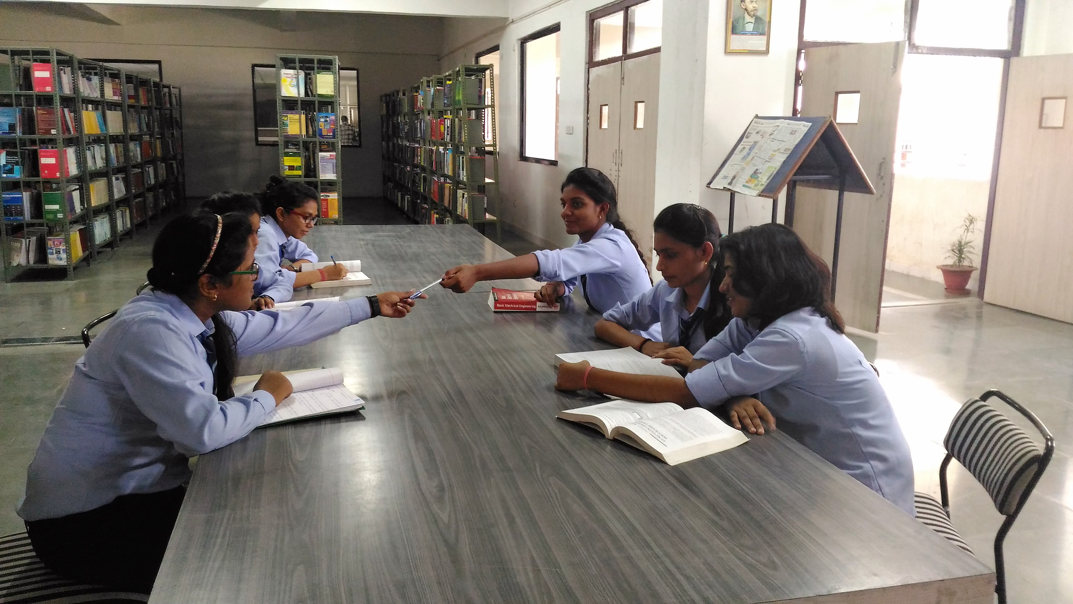 Babu Sunder Singh Institute of Technology and Management Library