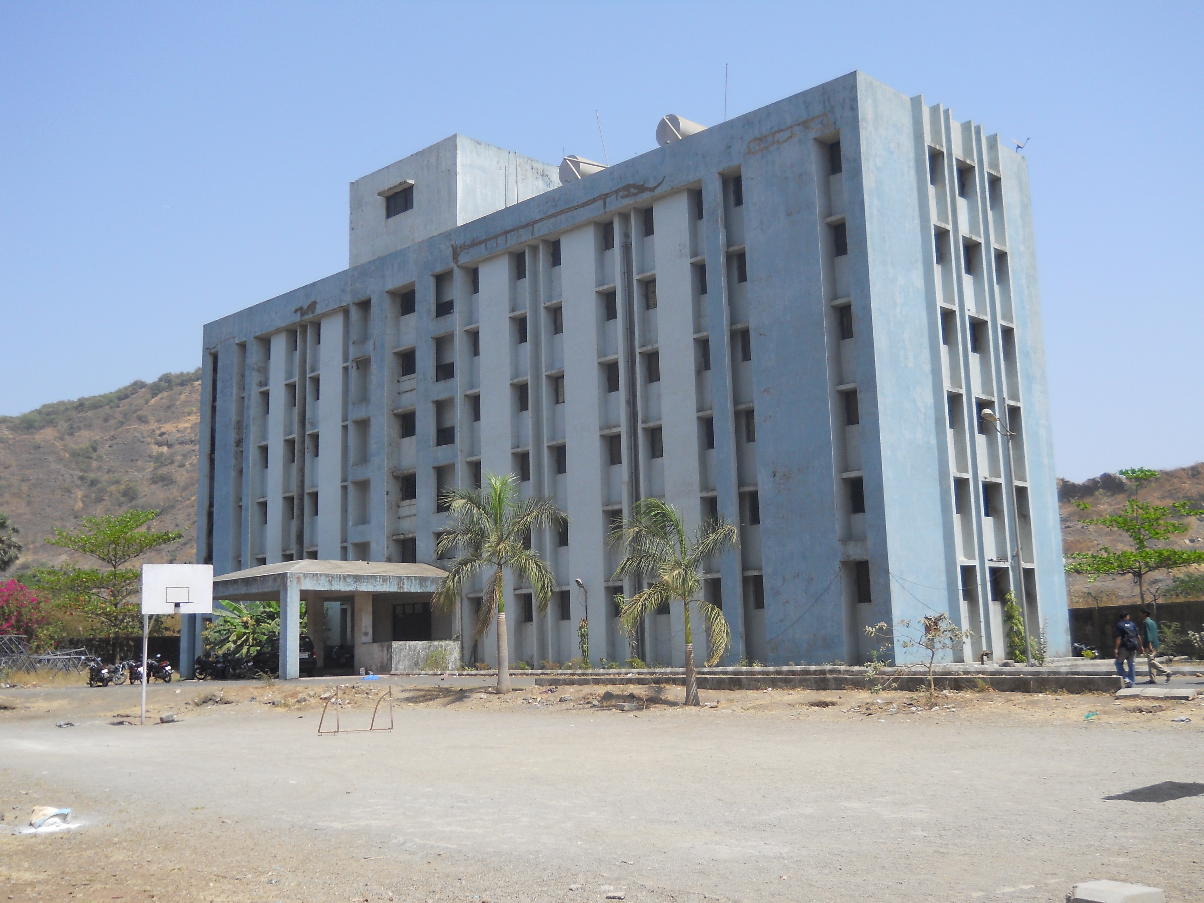 BVCOE Mumbai Hostel Building(1)