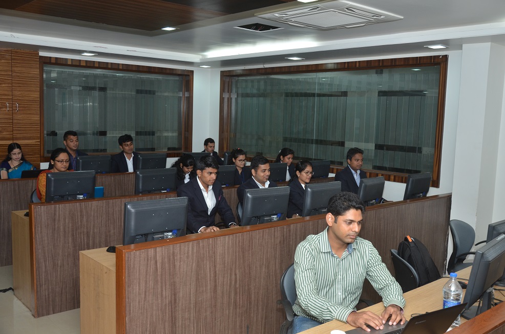 Bharati Vidyapeeth Institute of Management Labs