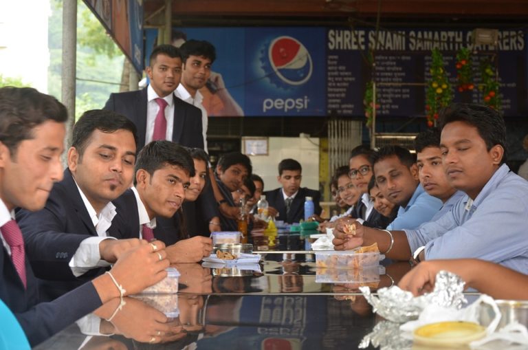 Bharati Vidyapeeth Institute of Management Cafeteria / Mess