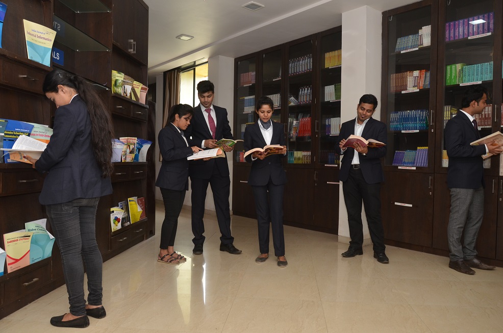 Bharati Vidyapeeth Institute of Management Library(1)