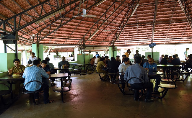 BMS School of Architecture Cafeteria / Mess