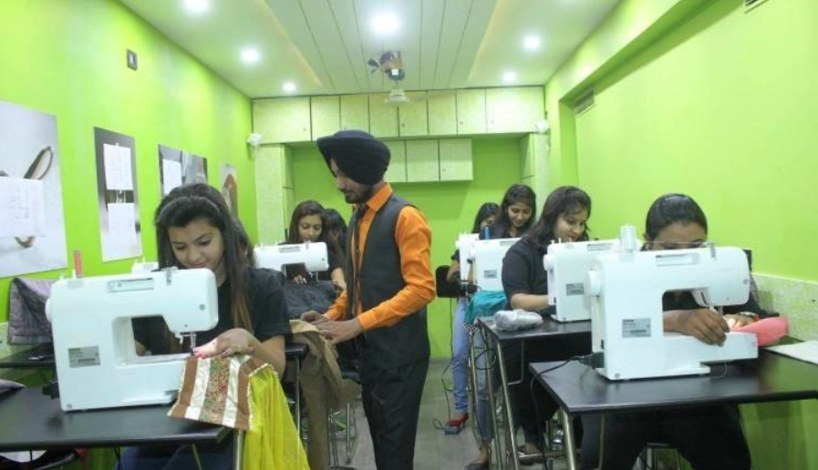 Cadence Academy Labs