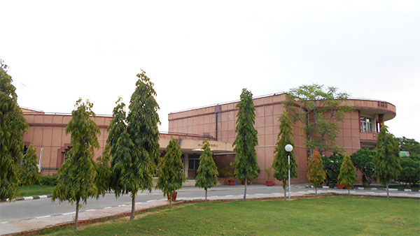 CCSNIAM Campus Building