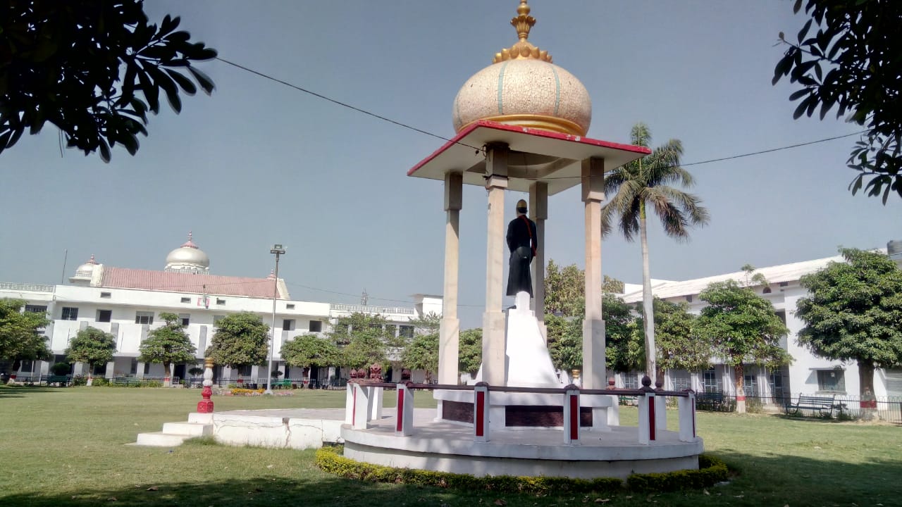 Chaudhary Mahadeo Prasad Degree College Campus View(2)