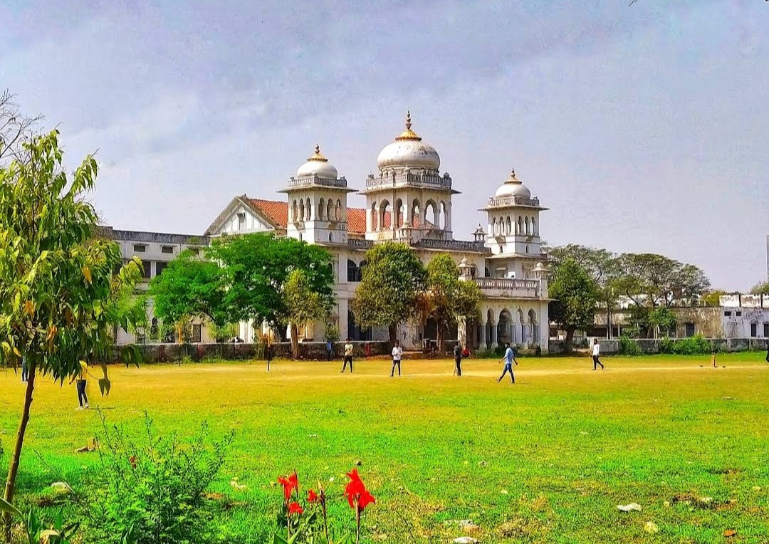 Chaudhary Mahadeo Prasad Degree College Campus View(3)