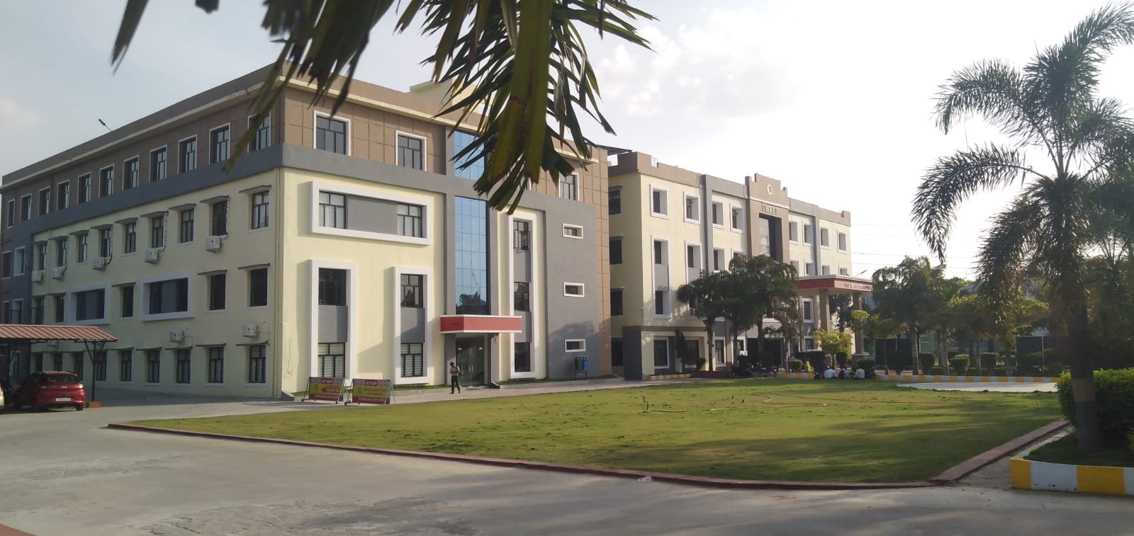 CMR Engineering College Campus View(2)