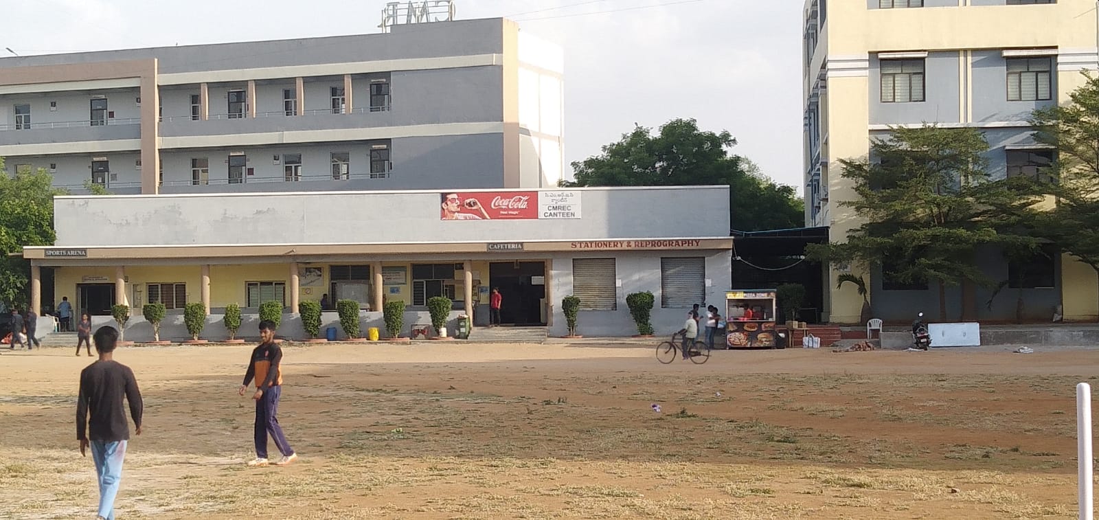 CMR Engineering College Cafeteria / Mess
