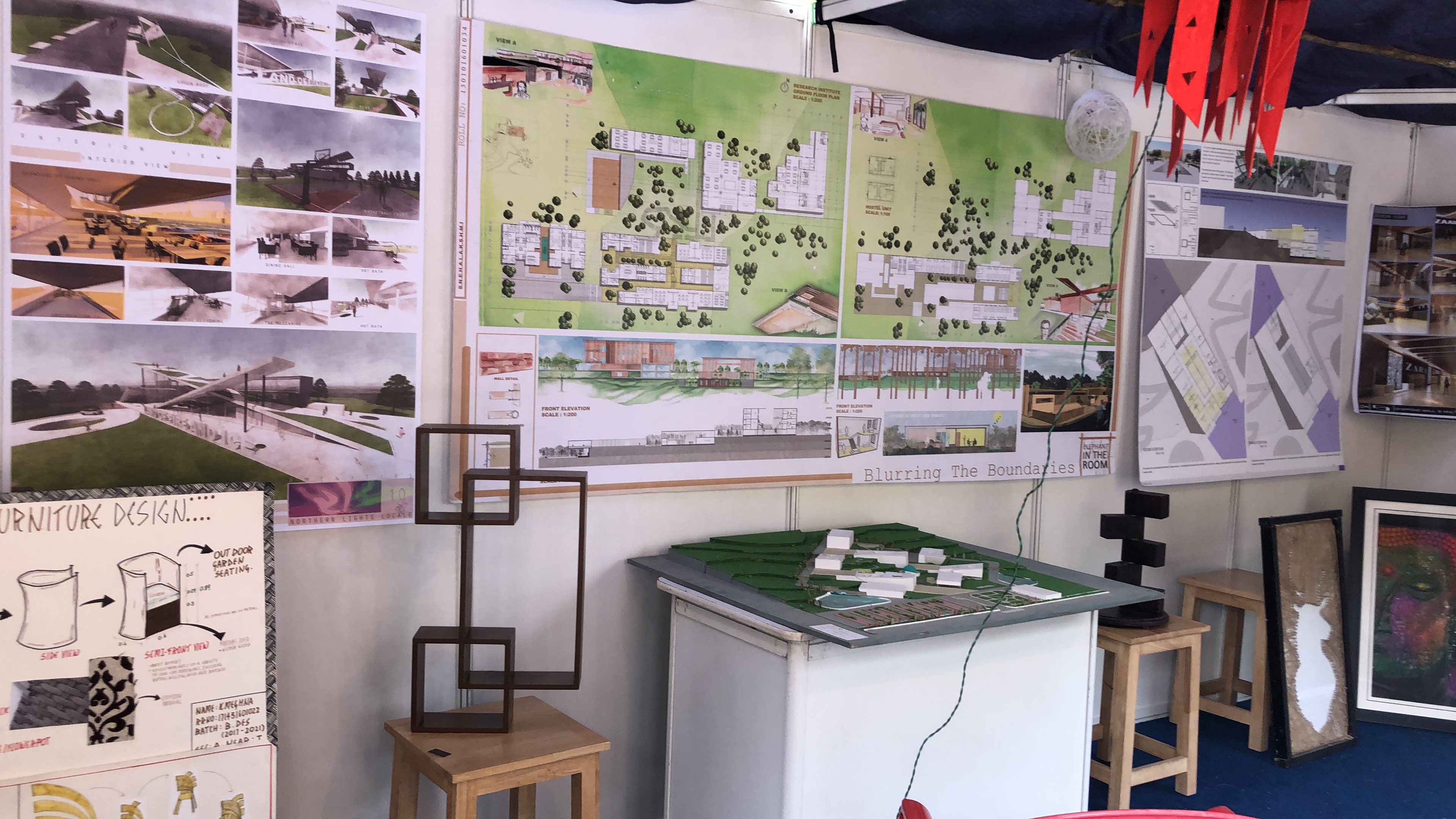 Crescent School of Architecture Classroom(3)