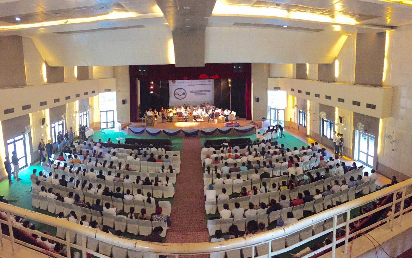 DAVIET Auditorium(2)
