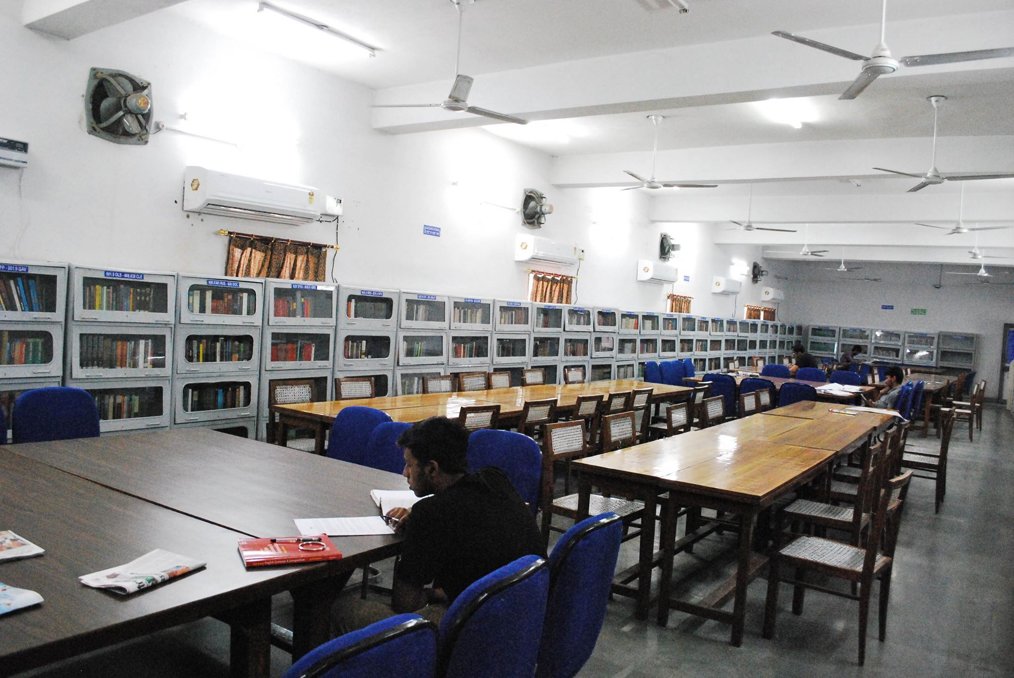 Delhi College of Arts and Commerce (DCAC) Library