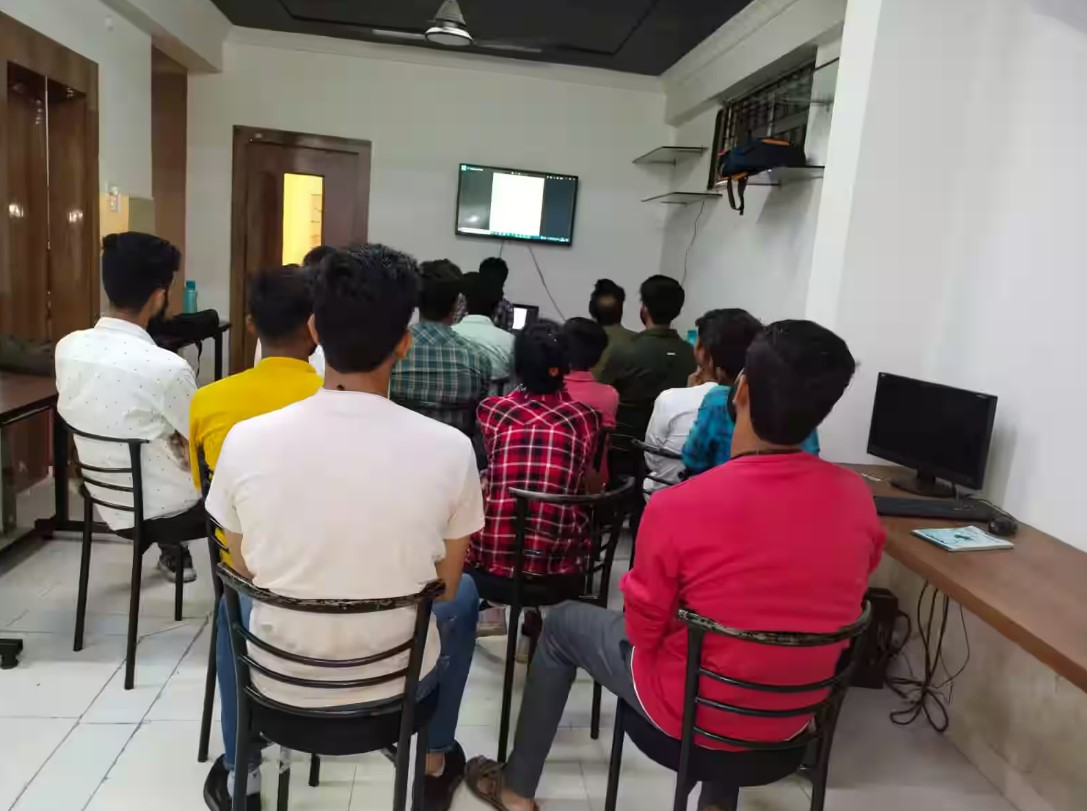 Design Solution Institute of Fashion Designing Others(4)