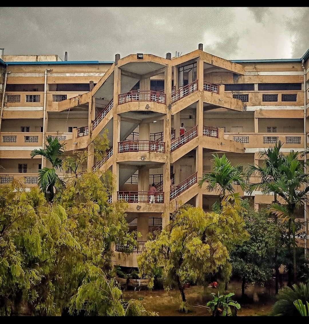 Dhanalakshmi College of Engineering Campus Building(2)