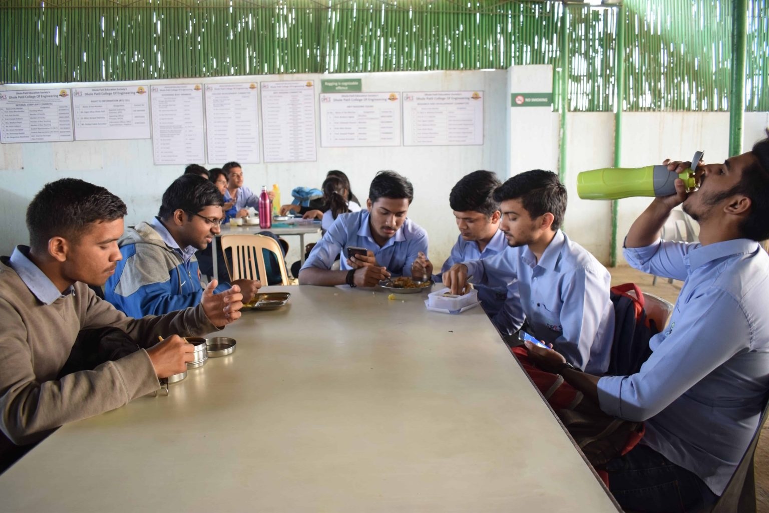 Dhole Patil College of Engineering Cafeteria / Mess