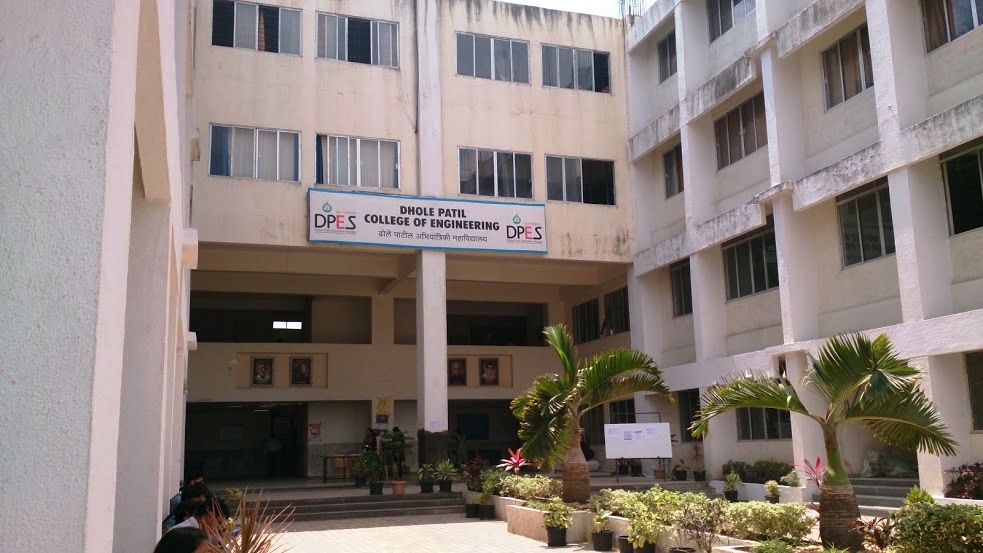 Dhole Patil College of Engineering Campus Building(2)