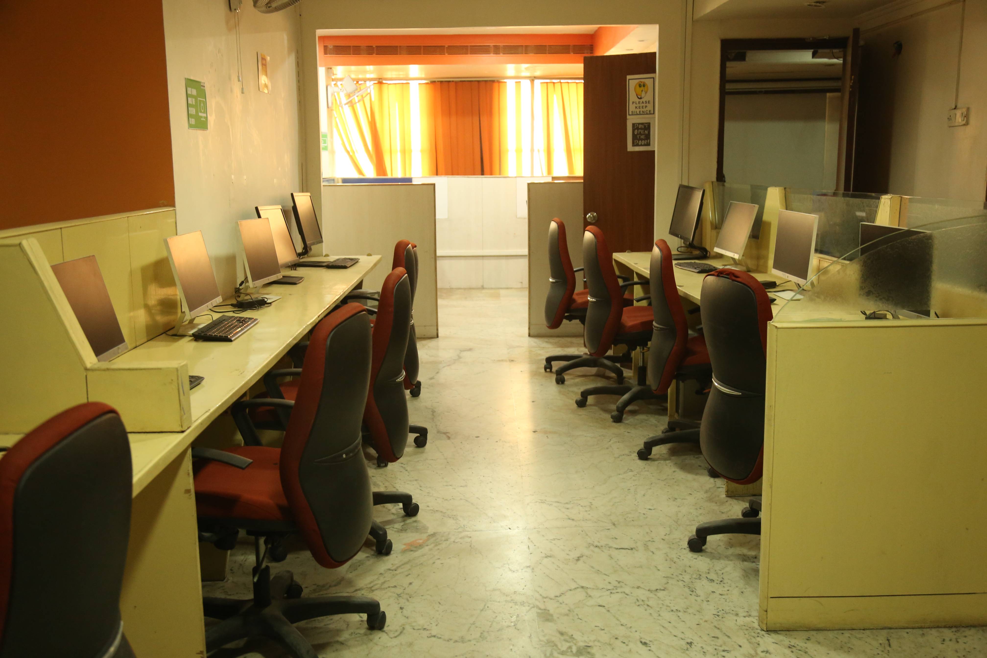Digiquest Institute of Creative Arts and Design Labs(2)