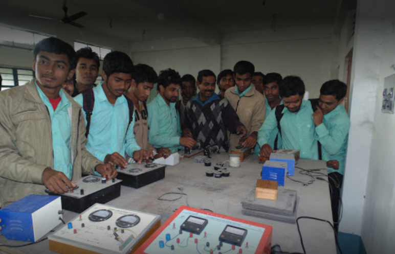 Discovery Institute Of Polytechnic Labs