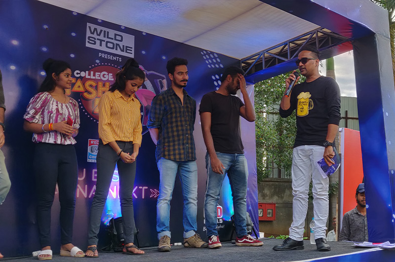 DY Patil B School Fest