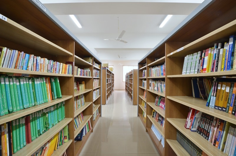 Dr. D. Y. Patil IHMCT Pune Library