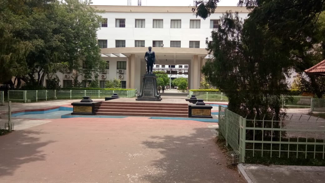 Dr. Mahalingam College of Engineering and Technology Campus View