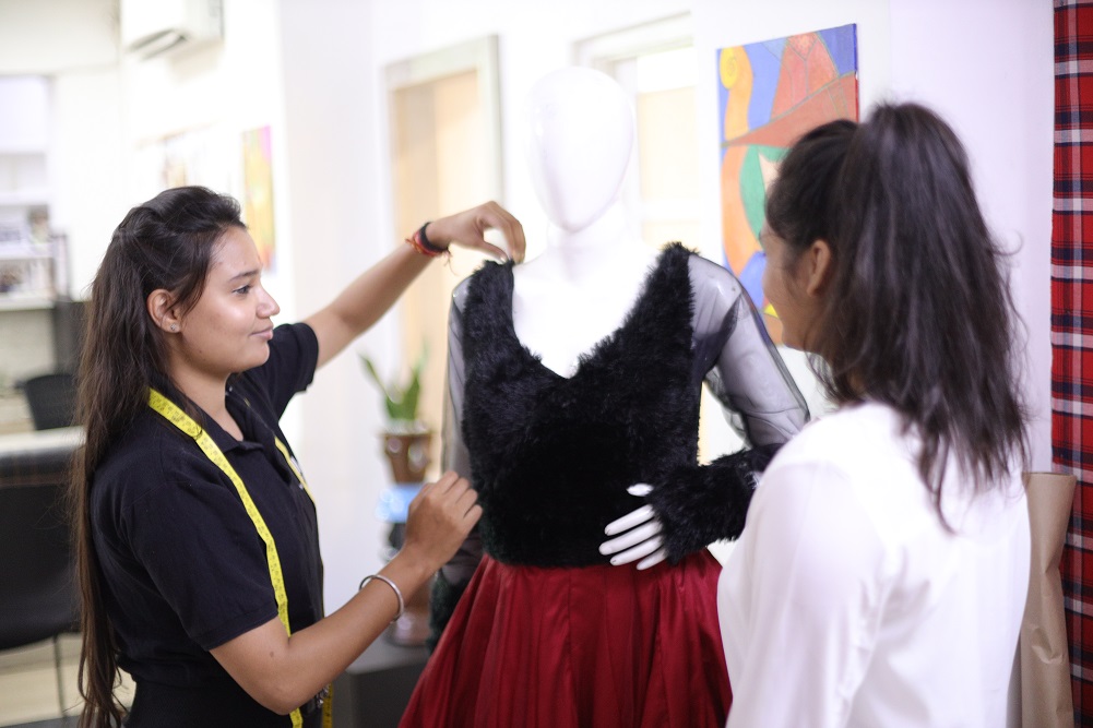 Ellen College of Design Students Work(1)