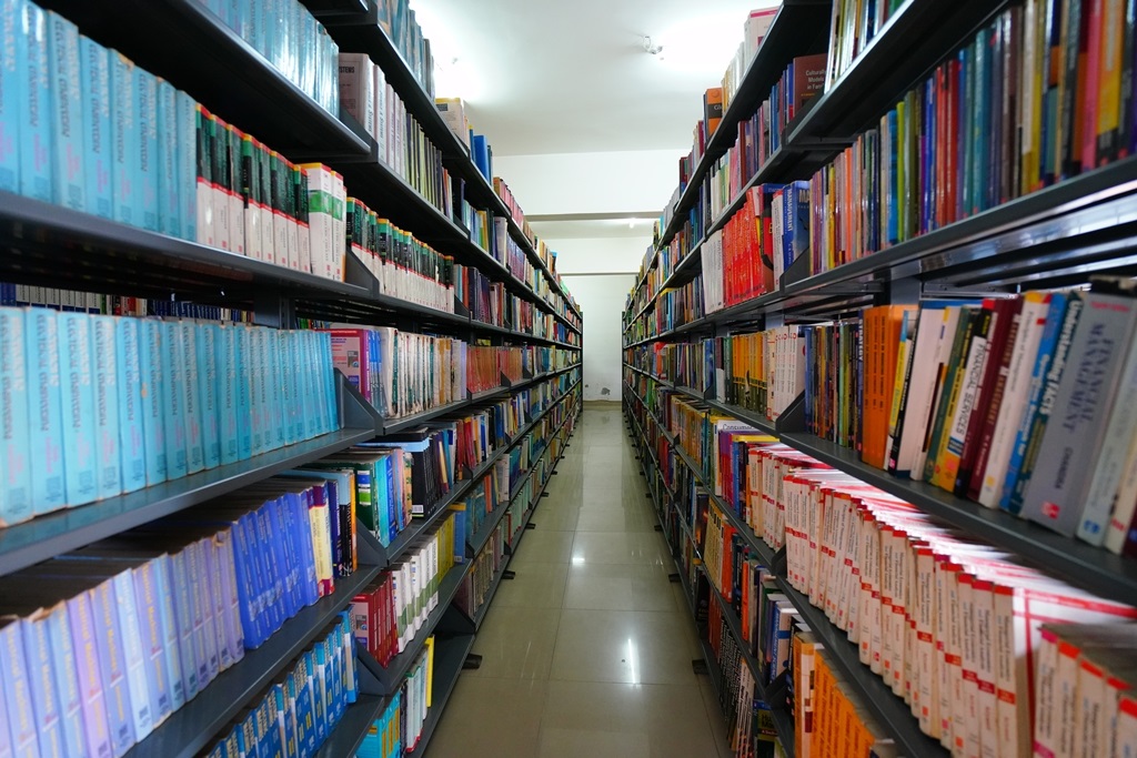 Ellenki College of Engineering  and Technology Library(3)